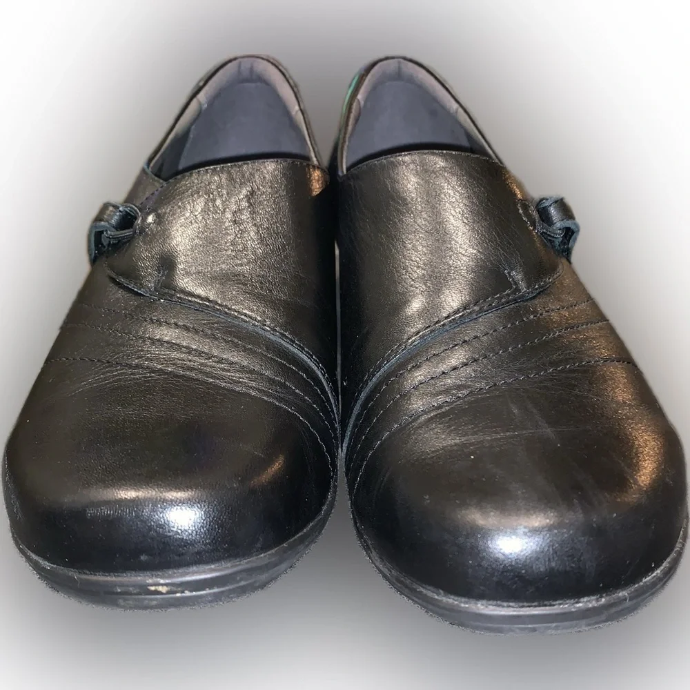 Dansko stylish black